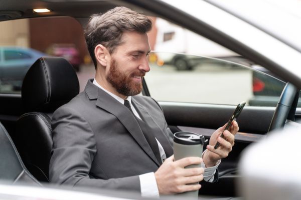 Want a Safe and Affordable Caroline Springs Taxi for Late-Night Travel?